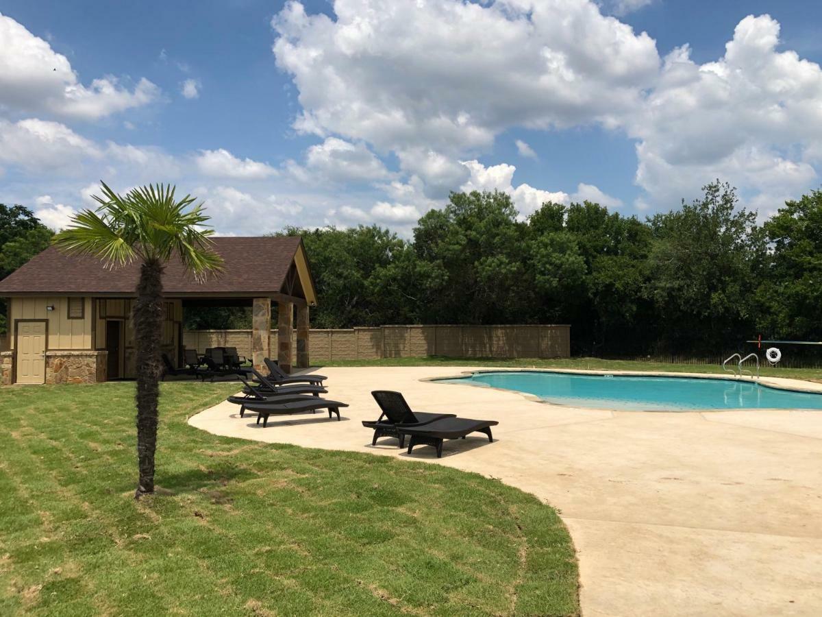 Old Mill Resort New Braunfels Eksteriør billede