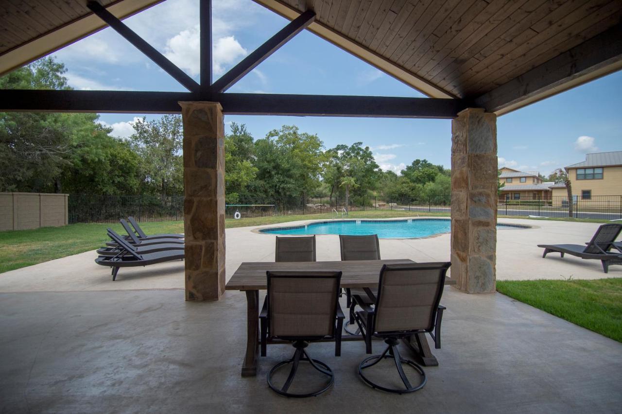 Old Mill Resort New Braunfels Eksteriør billede
